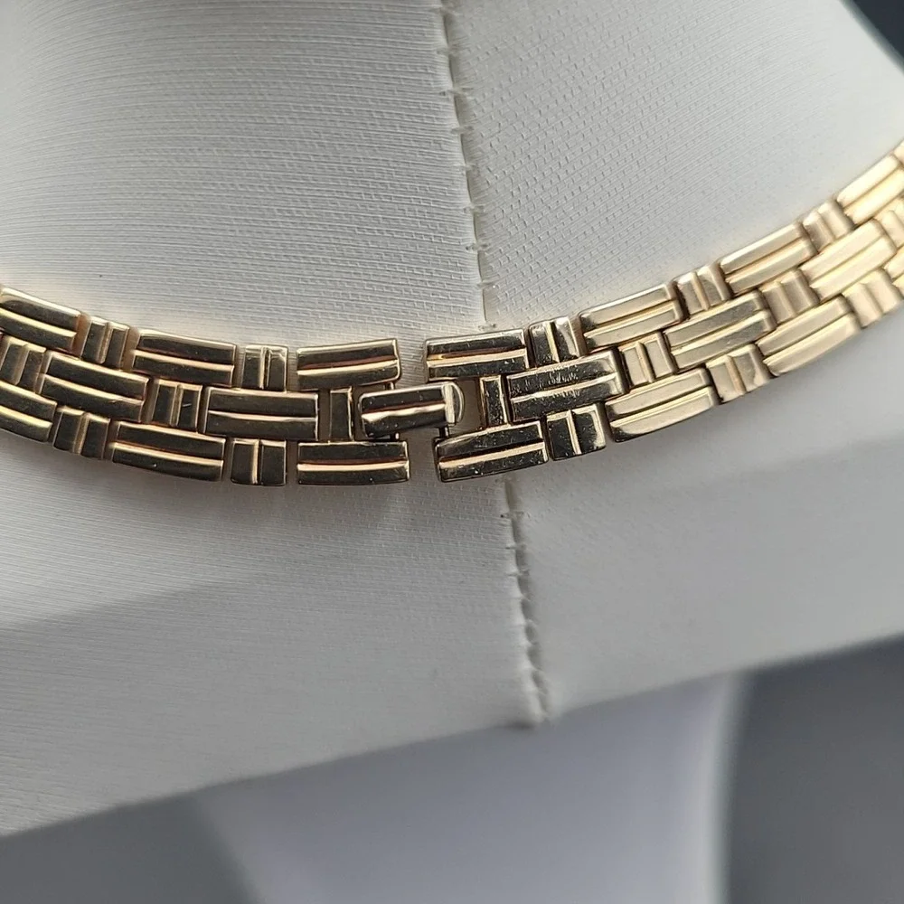 Vintage Crown Trifari Gold Brick Link Choker Necklace 15‎ Inch Old Money